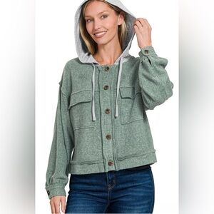 NEW Sage Green ZENANA Hooded Shaket Size Medium